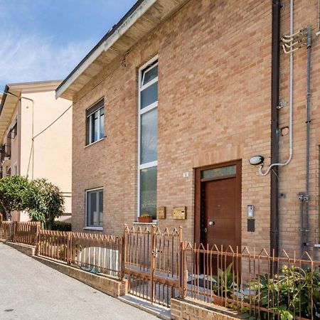Affittacamere Al Ducale Urbino Exterior foto